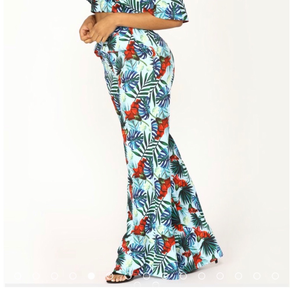 *Brand New Never Worn* Tropical Print Pant Set